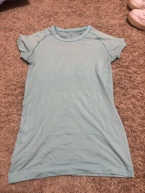 Turquoise Lululemon swiftly tech short-sleeve shirt